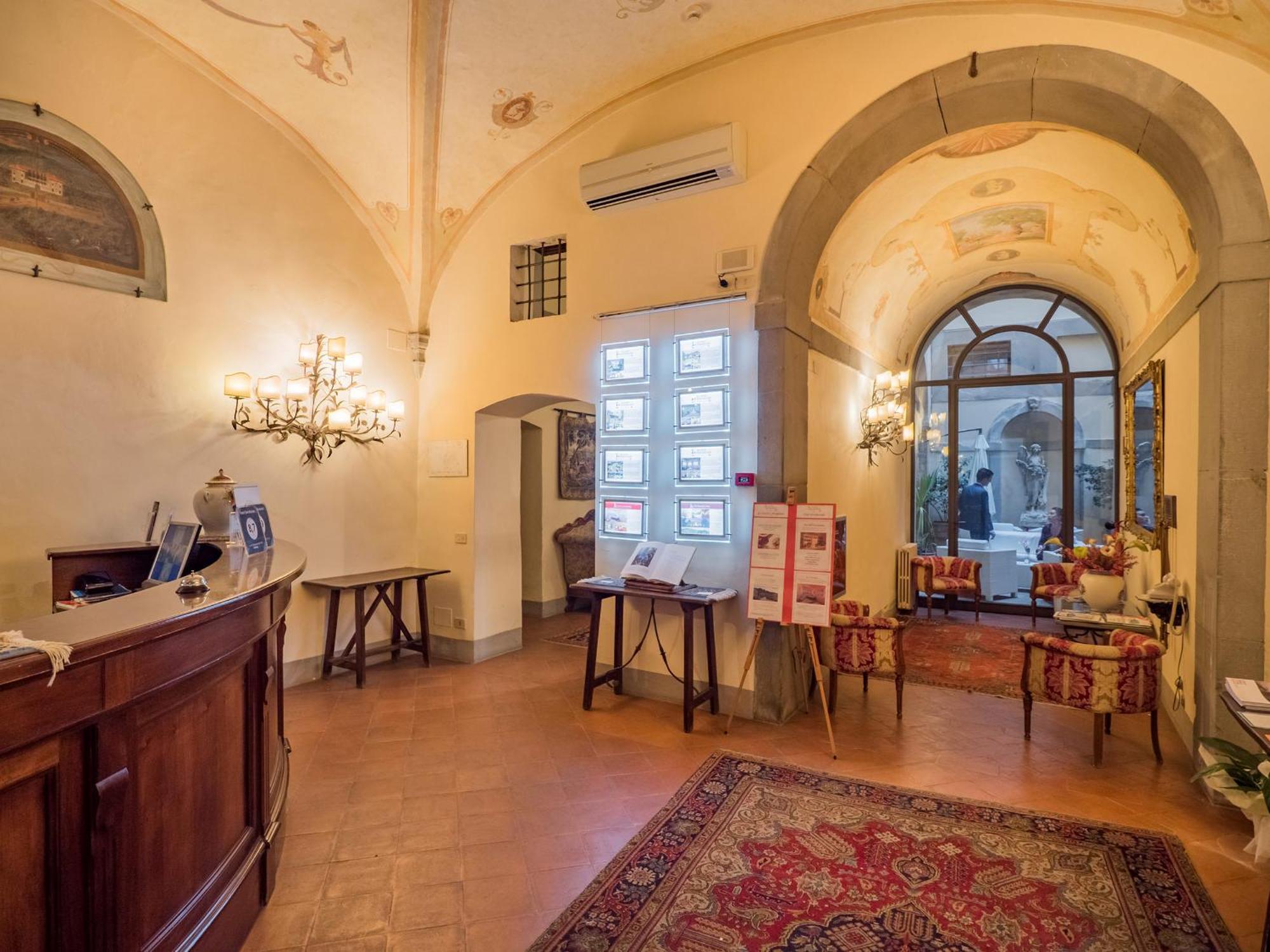 كورتونا B&B Piccolo Hotel المظهر الخارجي الصورة