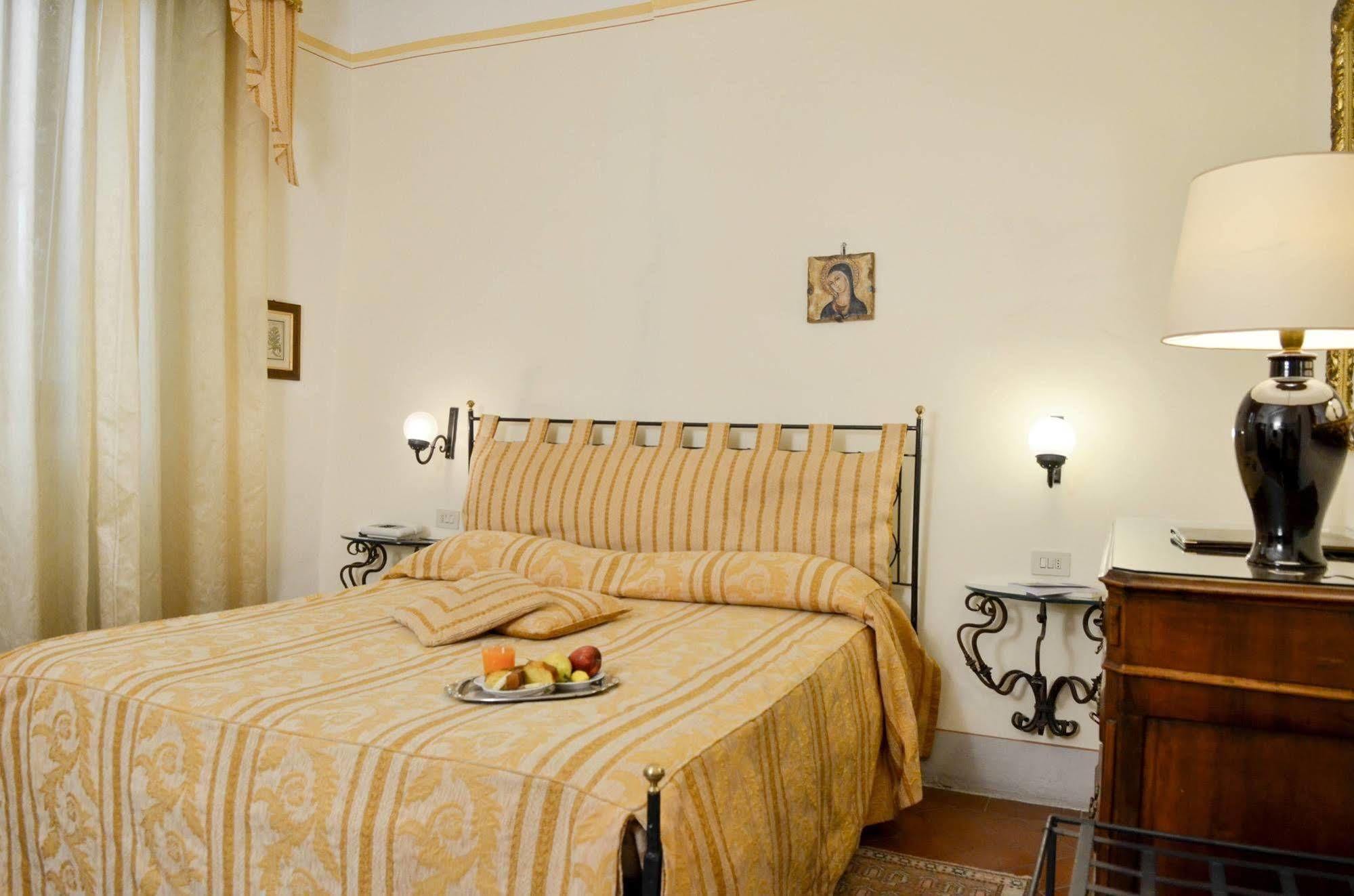 كورتونا B&B Piccolo Hotel المظهر الخارجي الصورة