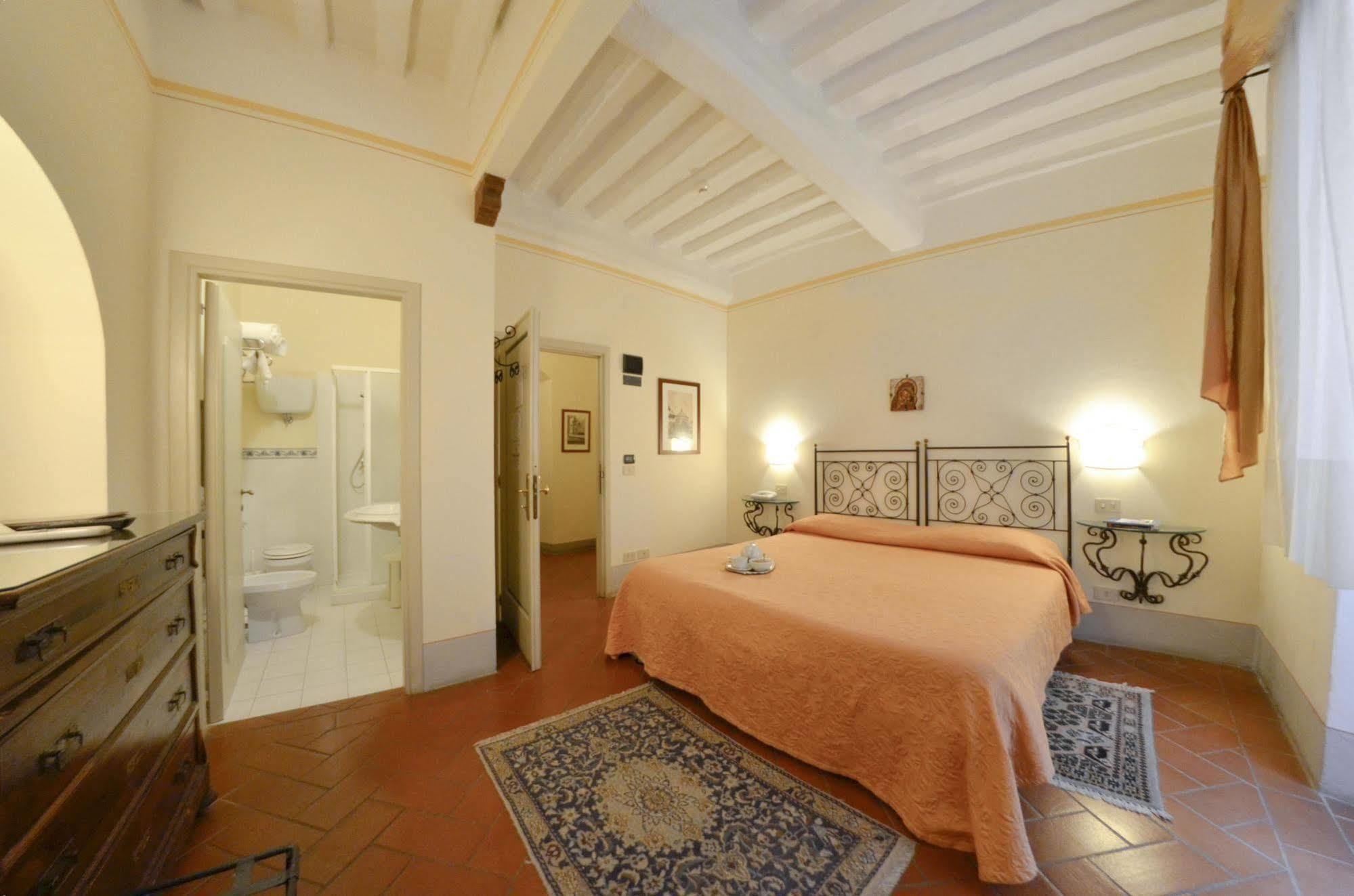 كورتونا B&B Piccolo Hotel المظهر الخارجي الصورة